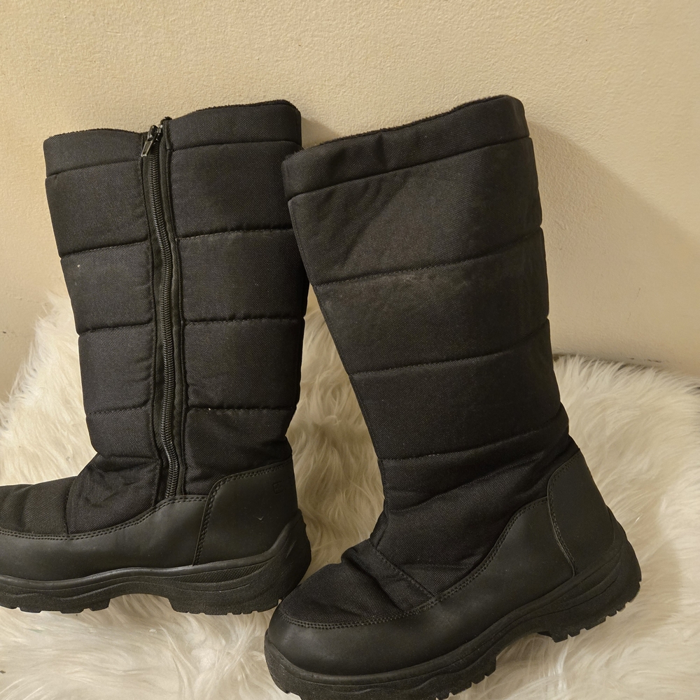 Mountain Warehouse Women's Black Winter Boots Size UK- 5 US-7 and Eur -38